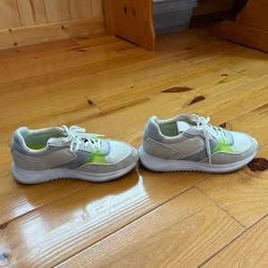 HOFF Women’s Sneakers - 8